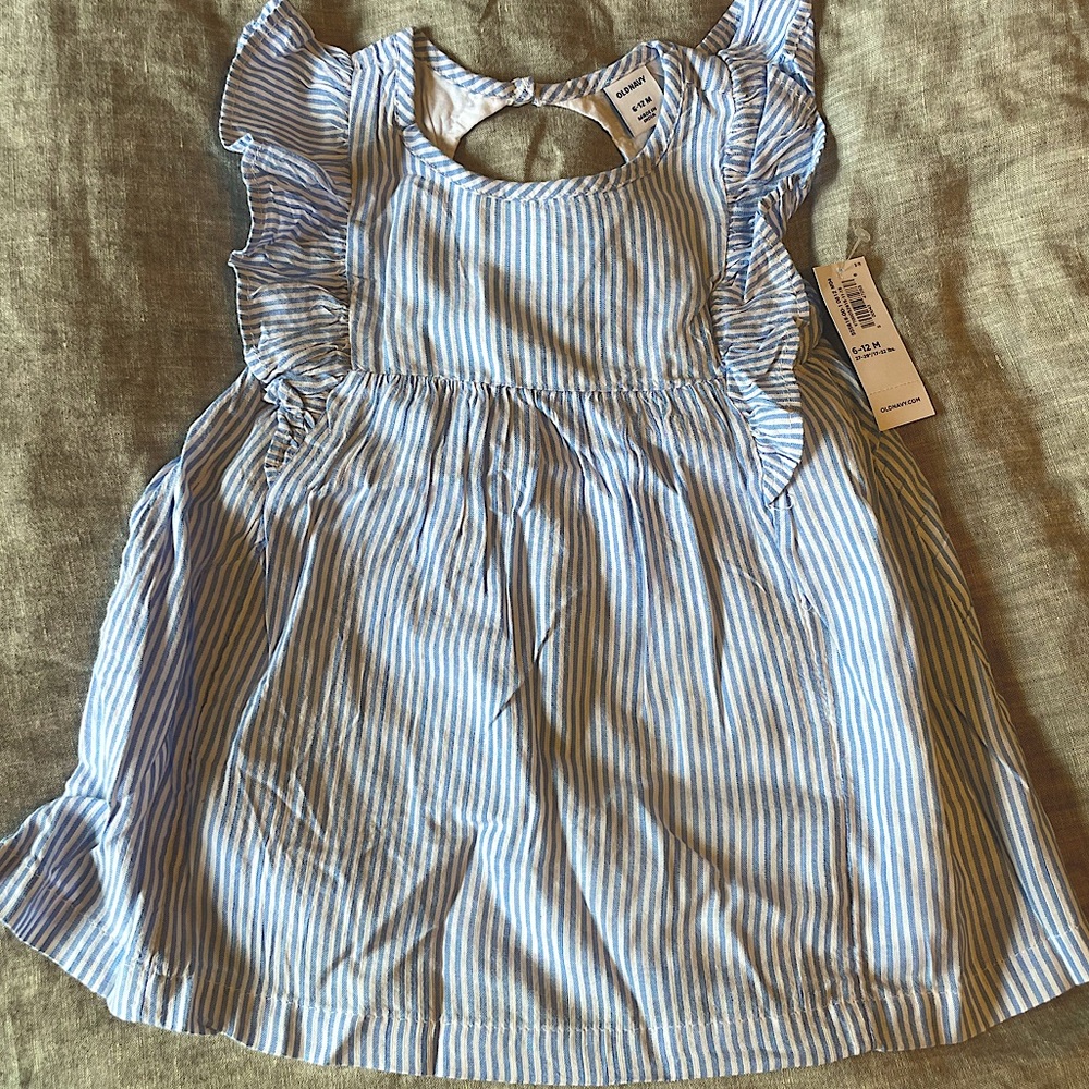 NWT Old Navy Ruffle Trim Dress- size baby 6-12mo